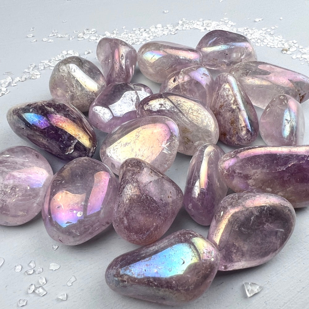 Angel Aura Amethyst Trommelsteine seitlich  | Happy Minerals