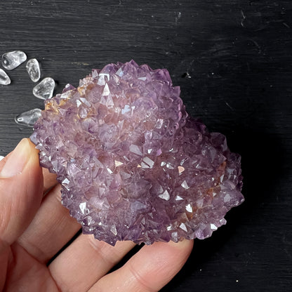 Amethyst Stalaktit aus Uruguay, eine Fläche poliert ca. 70mm