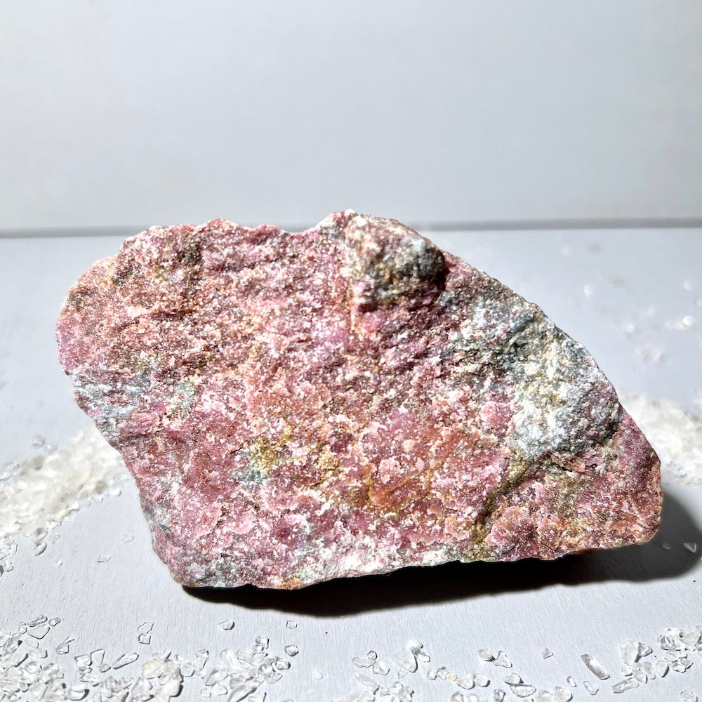 Rubin-Kyanit Rohstein | Happy Minerals